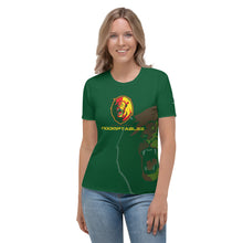 Load image into Gallery viewer, SUPPORTERS Women&#39;s t-shirt Green Cameroon